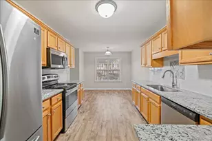 120 Gatwick Ct, Clayton, NC 27520 - Photo 8