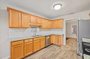 120 Gatwick Ct, Clayton, NC 27520 - Photo 4