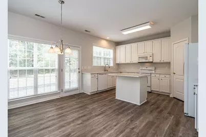 5404 Glorietta Circle, Raleigh, NC 27613 - Photo 16