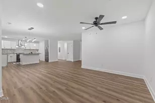 5318 Dairy Dr, Fayetteville, NC 28304 - Photo 10