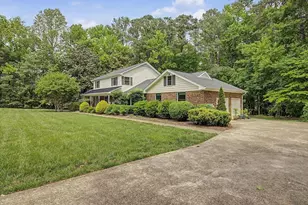 5209 Dutchman Dr, Raleigh, NC 27606 - Photo 4
