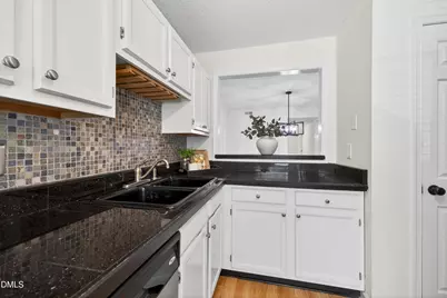 112 Broad Leaf Circle, Raleigh, NC 27613 - Photo 30