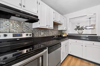 112 Broad Leaf Circle, Raleigh, NC 27613 - Photo 28