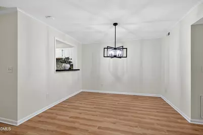 112 Broad Leaf Circle, Raleigh, NC 27613 - Photo 10