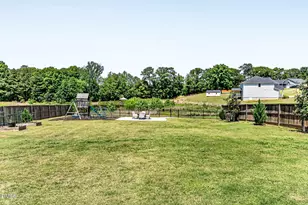 434 Windy Farm Dr, Fuquay Varina, NC 27526 - Photo 2