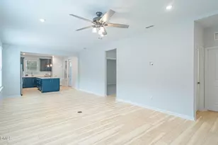 8208 White Star Dr, Fuquay-Varina, NC 27526 - Photo 8