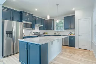 8208 White Star Dr, Fuquay-Varina, NC 27526 - Photo 10
