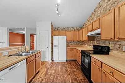 1016 Penncross Drive, Raleigh, NC 27610 - Photo 6