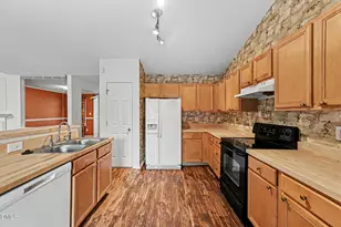 1016 Penncross Dr, Raleigh, NC 27610 - Photo 6
