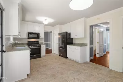 4712 Forest Highland Drive, Raleigh, NC 27604 - Photo 14