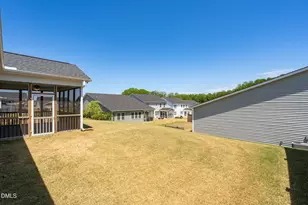 808 Briar Gate Dr, Holly Springs, NC 27540 - Photo 32