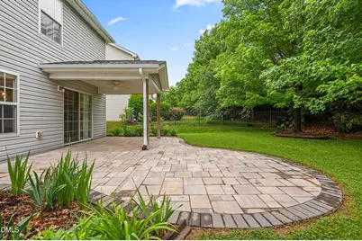 4000 Remington Oaks Circle, Cary, NC 27519 - Photo 20