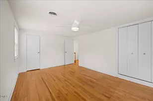 1627 Sutton Dr, Raleigh, NC 27605 - Photo 18