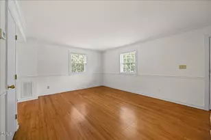 1627 Sutton Dr, Raleigh, NC 27605 - Photo 8