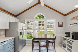 1413 Greenside Dr, Raleigh, NC 27609 - Photo 10