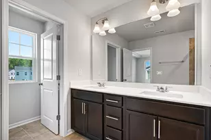 2421 Chert Ln, Raleigh, NC 27610 - Photo 32