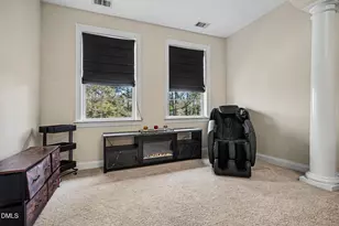 10400 Rosegate Ct, Raleigh, NC 27617 - Photo 18