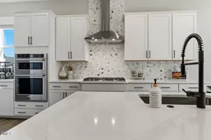 105 River Ledge Dr, Holly Springs, NC 27540 - Photo 18