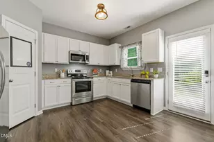 119 S Rose Hill Dr, Clayton, NC 27520 - Photo 16