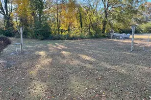 628 Farrar Ave, Henderson, NC 27536 - Photo 2