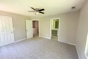 43 Edgebrook Cir, Durham, NC 27703 - Photo 4