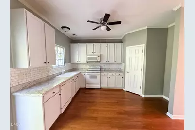43 Edgebrook Circle, Durham, NC 27703 - Photo 6