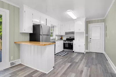 737 W Haven Boulevard, Rocky Mount, NC 27803 - Photo 8