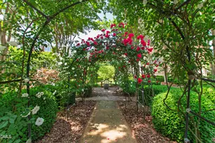 2801 Glenwood Gardens Ln, Raleigh, NC 27608 - Photo 42