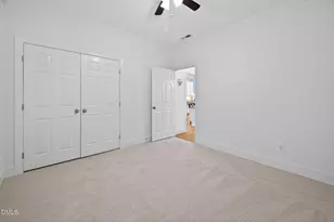 105 Parkvine Cir, Cary, NC 27519 - Photo 30
