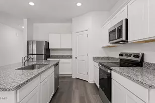 23 Rolling Star Ct, Louisburg, NC 27549 - Photo 6