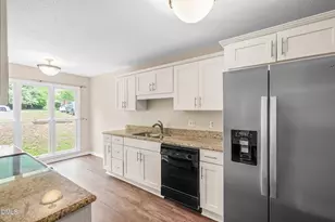 109 Mallard Ct, Chapel Hill, NC 27517 - Photo 6