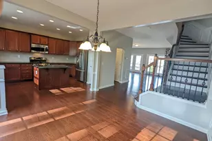 8643 Macedonia Lake Dr, Cary, NC 27518 - Photo 6