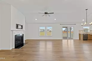 7508 Frasier Fir Pl, Willow Springs, NC 27592 - Photo 6