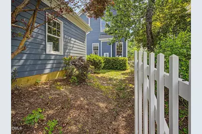 913 Edgewater Circle, Chapel Hill, NC 27516 - Photo 46