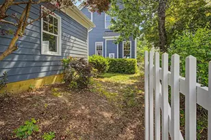 913 Edgewater Cir, Chapel Hill, NC 27516 - Photo 46