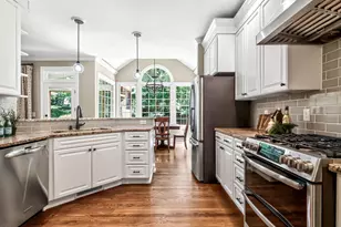 106 Drysdale Ct, Cary, NC 27511 - Photo 14