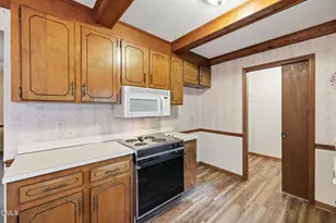 7433 Berkshire Downs Dr, Raleigh, NC 27616 - Photo 10