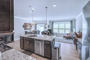 602 Picnic Pl, Hillsborough, NC 27278 - Photo 2