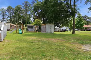 104 E Caroline Ave, Smithfield, NC 27577 - Photo 32