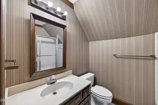 1901 Aurora Dr, Raleigh, NC 27615 - Photo 36