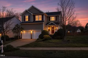 120 Carolina Town Ln, Holly Springs, NC 27540 - Photo 2