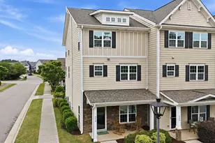 998 Tender Dr, Apex, NC 27502 - Photo 2