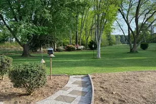 2020 Queen Charlotte Pl, Raleigh, NC 27610 - Photo 4