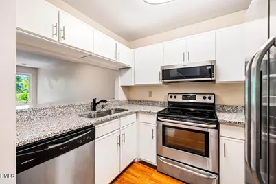 740 Martin Luther King Junior Boulevard #D-17, Chapel Hill, NC 27514 - Photo 8