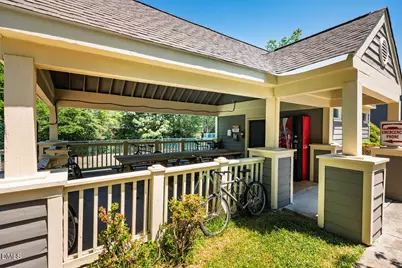 740 Martin Luther King Junior Boulevard #D-17, Chapel Hill, NC 27514 - Photo 2