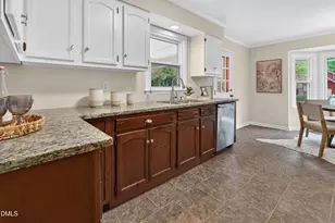 2005 Fawndale Dr, Raleigh, NC 27612 - Photo 12