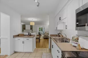 2834 Wayland Dr, Raleigh, NC 27608 - Photo 8
