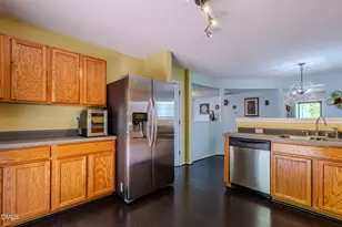 9 Bellmore Ct, Durham, NC 27703 - Photo 6