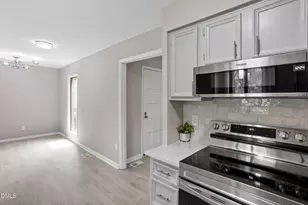 4100 Five Oaks Dr, Durham, NC 27707 - Photo 10