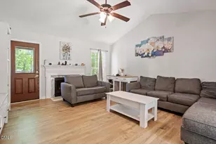 301 Round About Rd, Holly Springs, NC 27540 - Photo 8